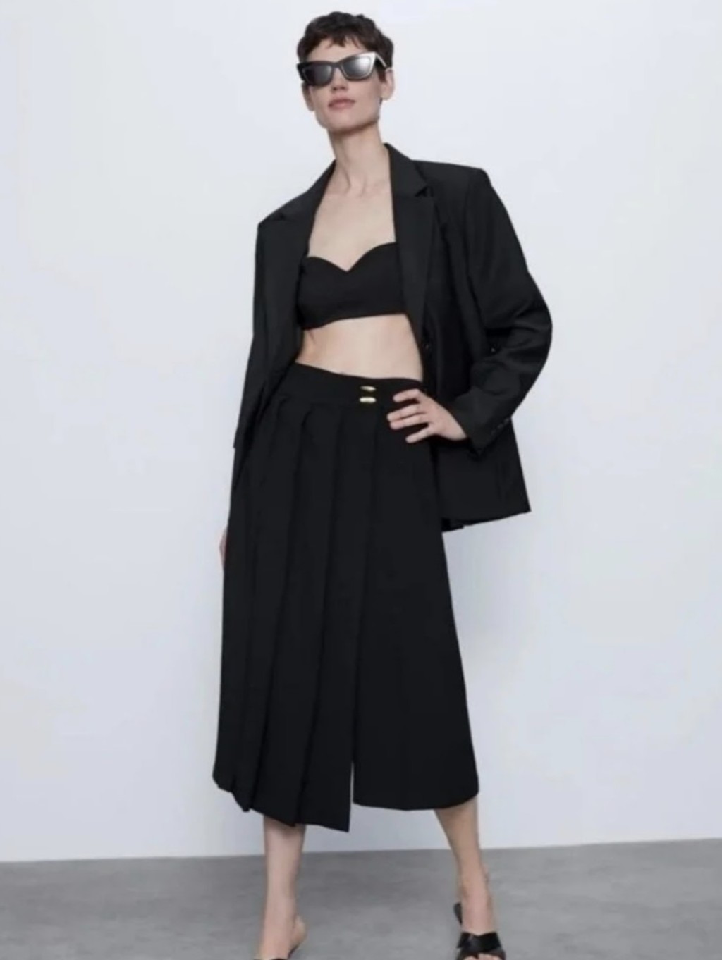 Nwt Zara Black Skirt (Pareo Shorts) / Side Zipper